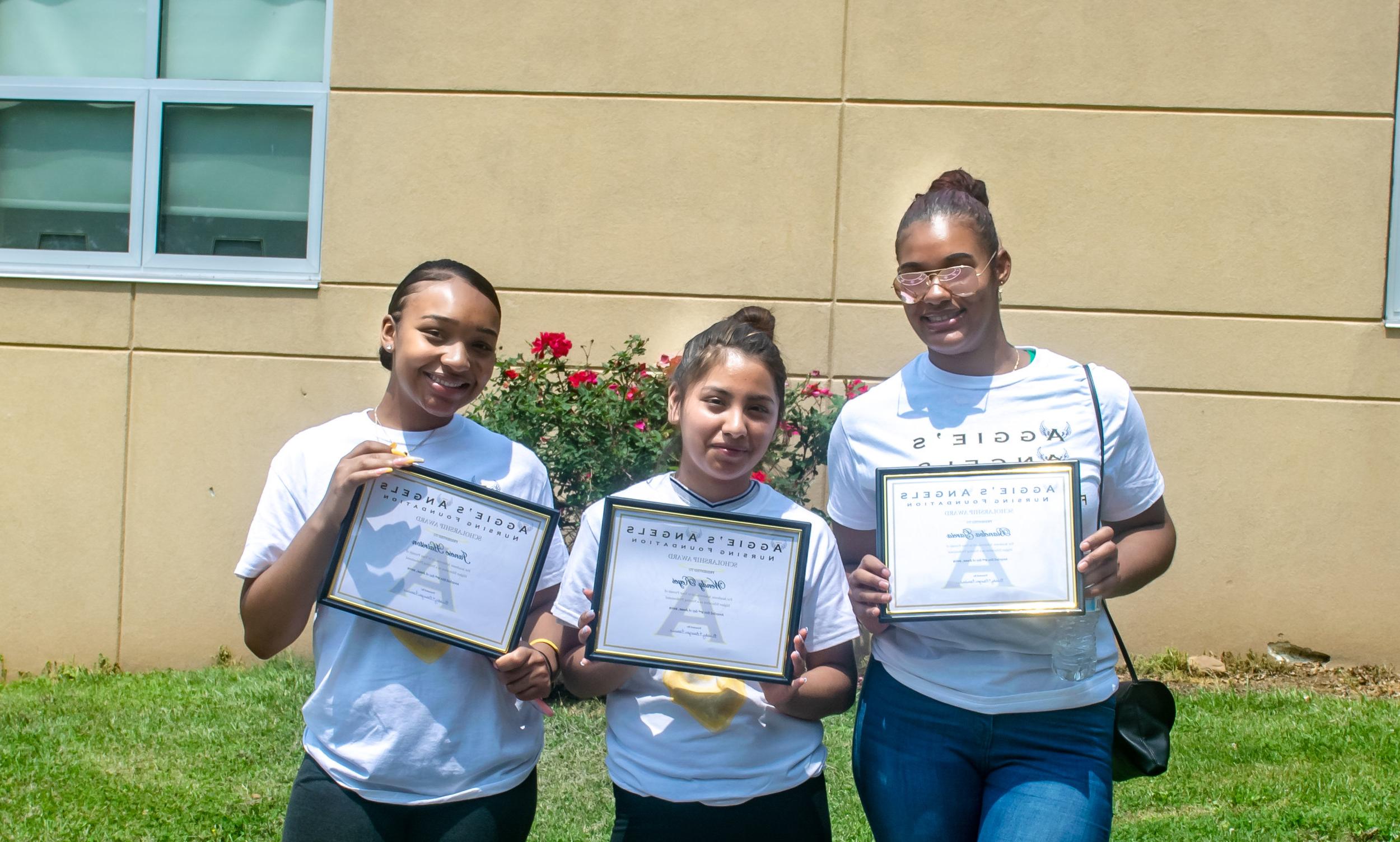  Three ambitious high school students awarded grants toward nursing school! Aggie's Angels Foundation for aspiring Nursing students Sponsored by 365体育平台. 